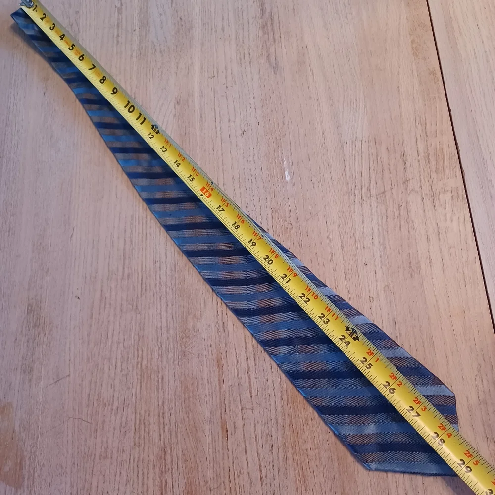 MEN'S DKNY STRIPED SILK TIE
